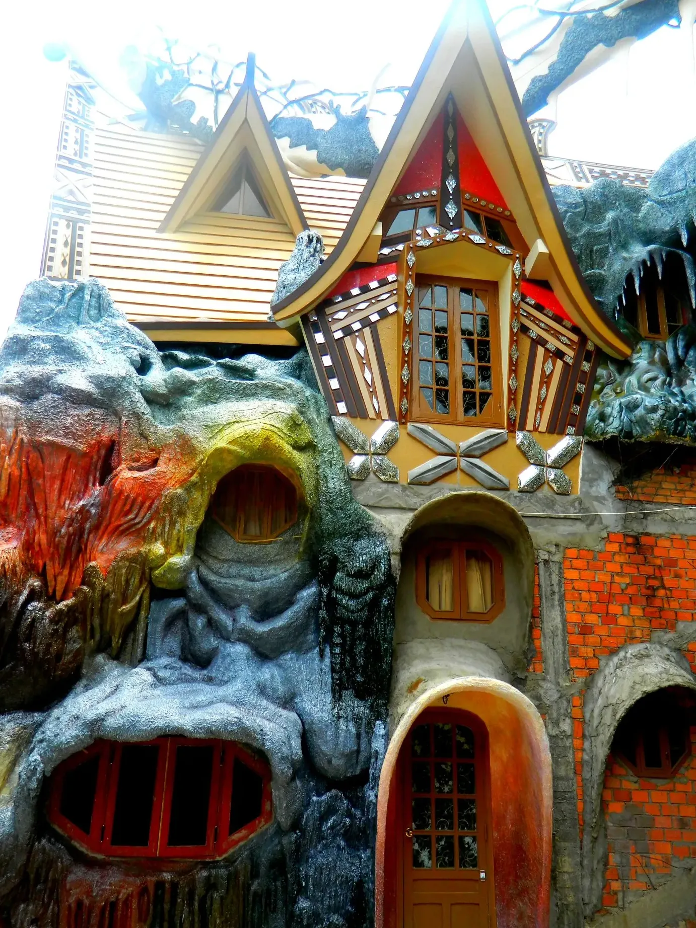 Crazy House