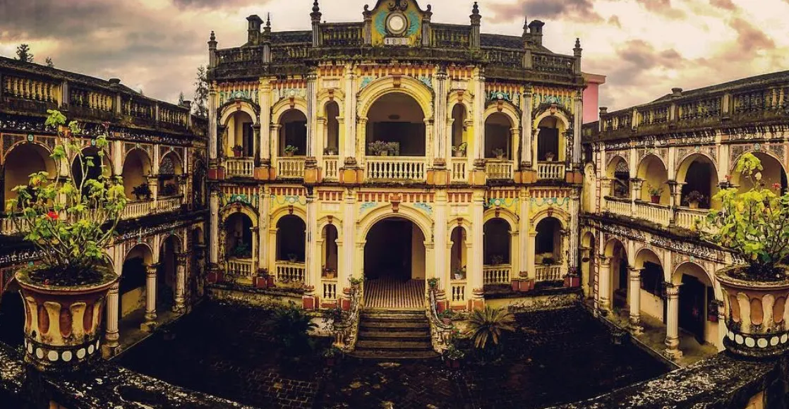 Palacio del Rey Hmong (Hoang A Tuong)