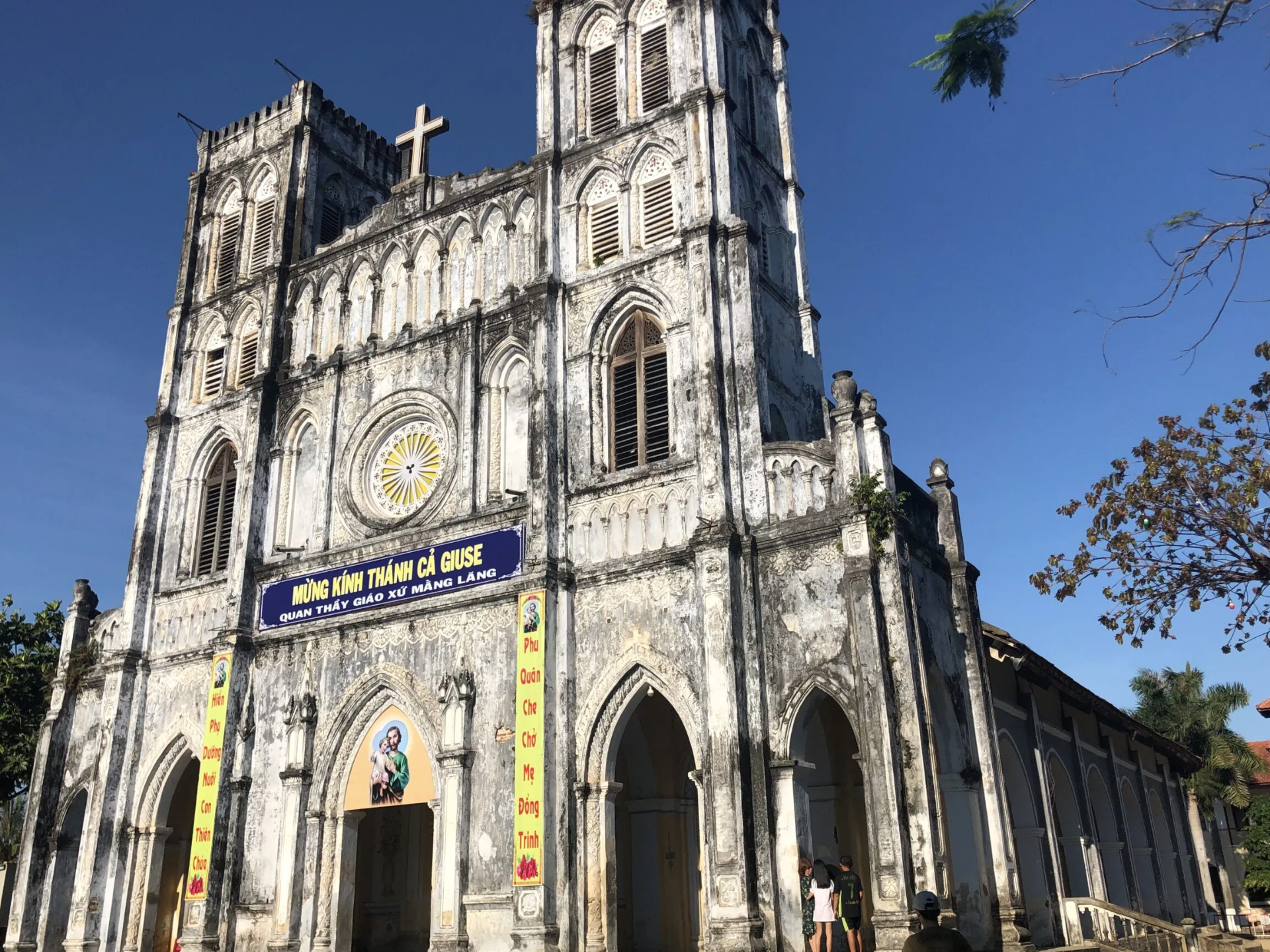 Mang Lang Church