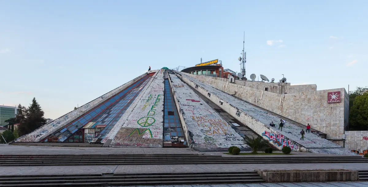 Audioguía de Piramide Tirana