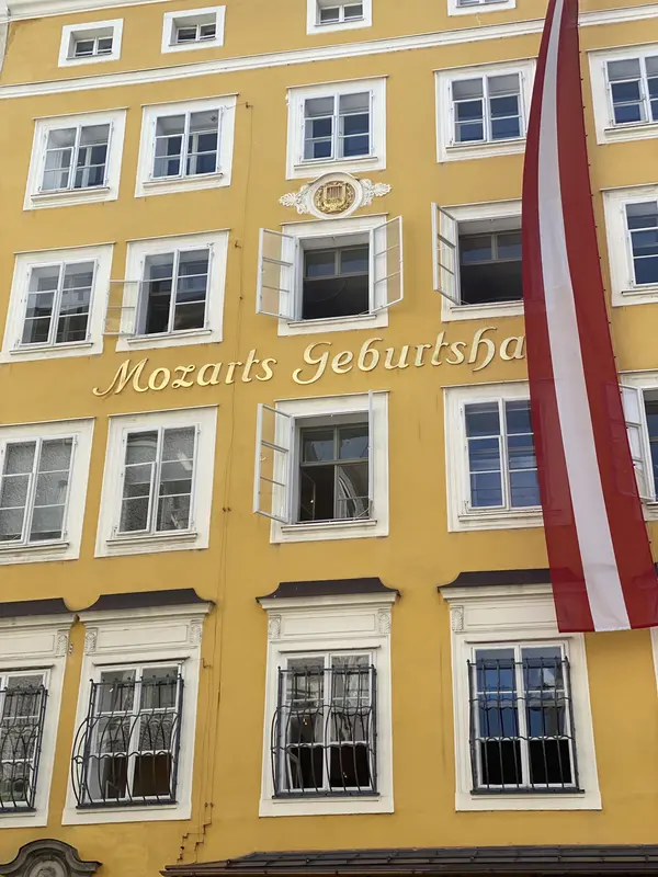 Audioguía de Residencia De La Familia De Mozart