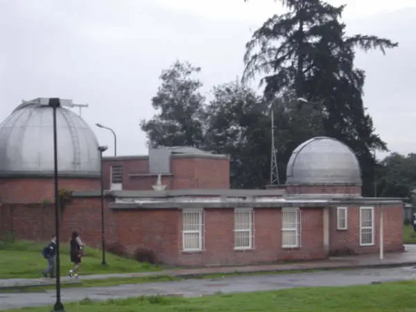 Audioguía de 413 Observatorio Astronomico