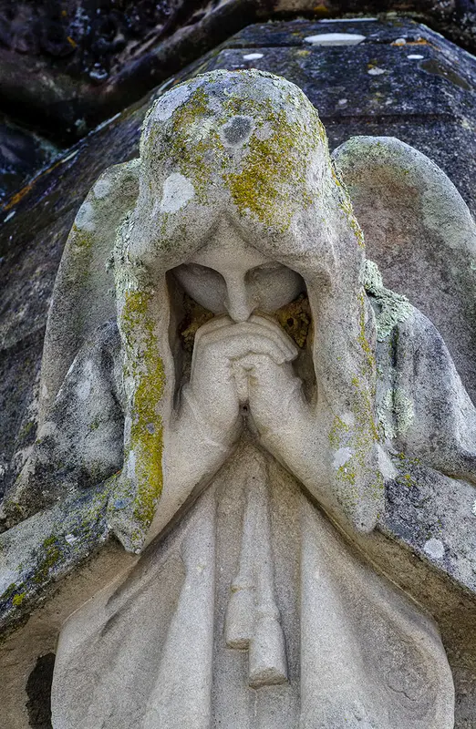 Audioguía de Cementerio Modernista