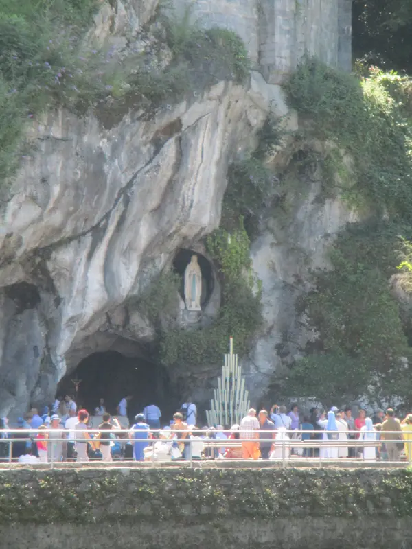 Audioguía de Gruta Massabielle