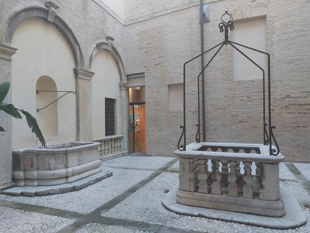 Audioguía de Pinacoteca Civica Francesco Podesti