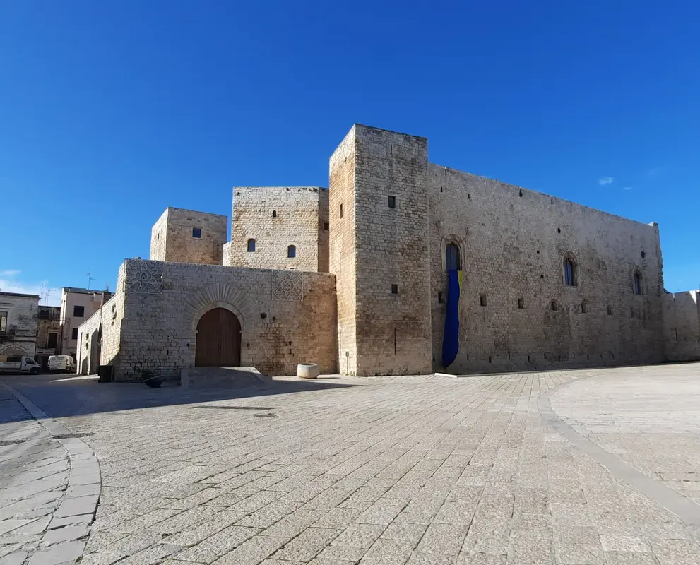 Audioguía de Castello Normanno Svevo