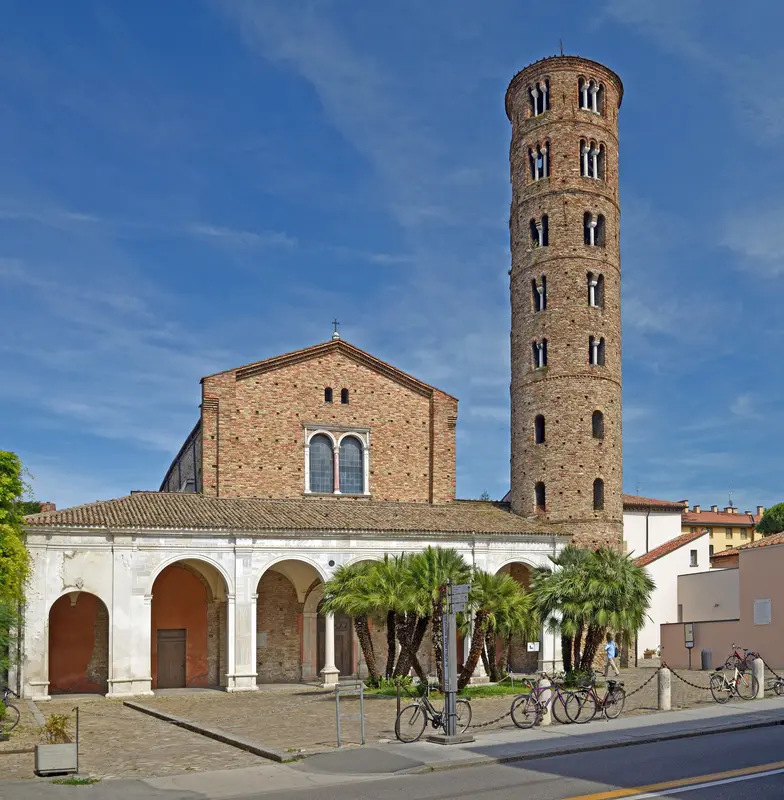 Audioguía de Basilica De San Apolinar Nuevo