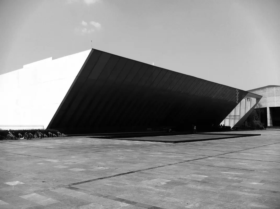 Audioguía de Museo Universitario Arte Contemporaneo Muac