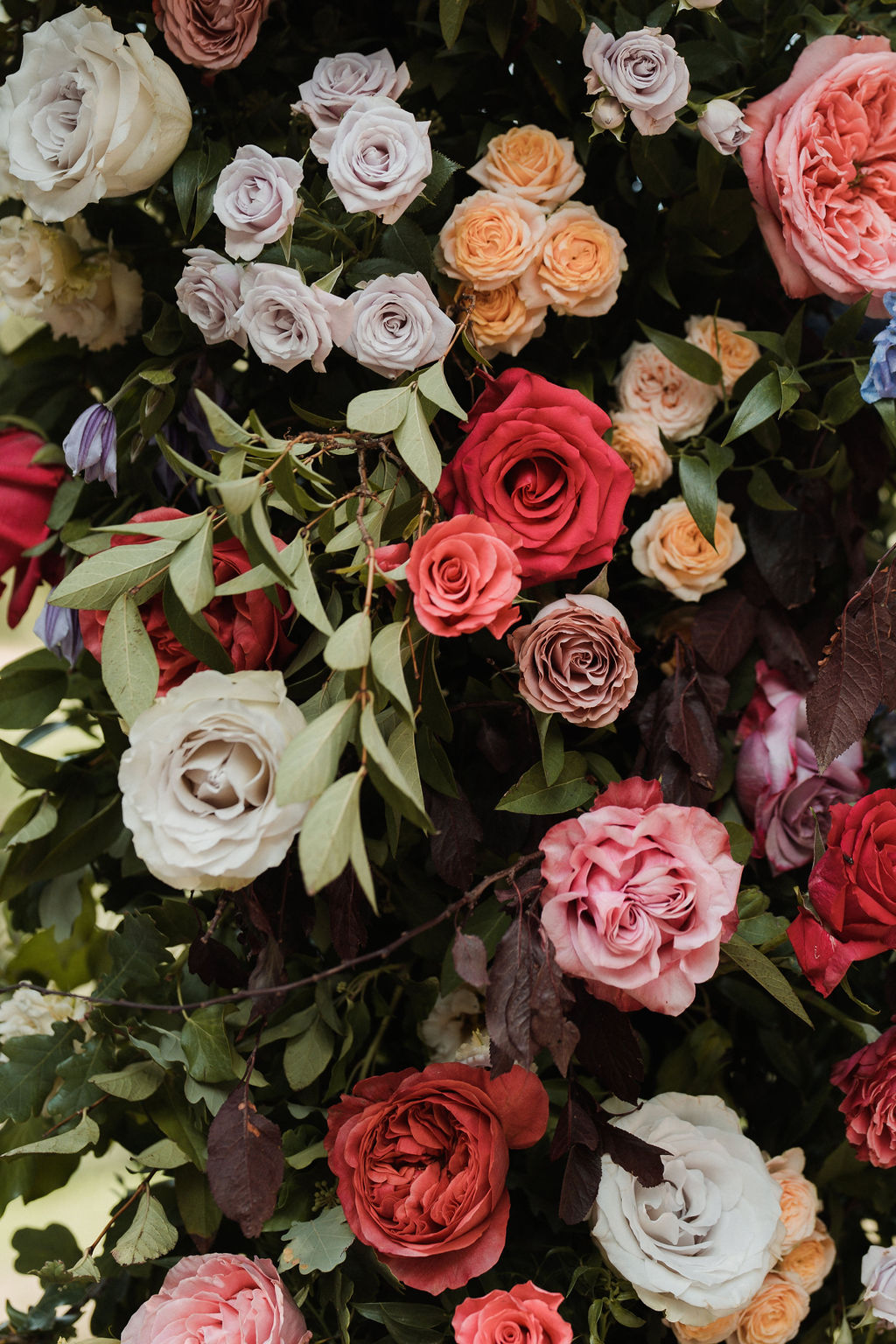 menthe-sauvage-fleuriste-mariage-provence-domaine-de-valbonne-design-floral-luxe-coloré (18)