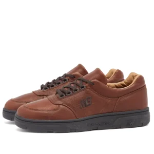 New Balance UADWBRN Brown