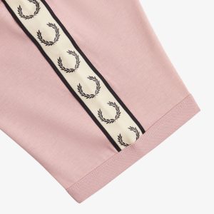 Fred Perry Taped Ringer T-Shirt Dusty Rose Pink / Black - Imagen 2