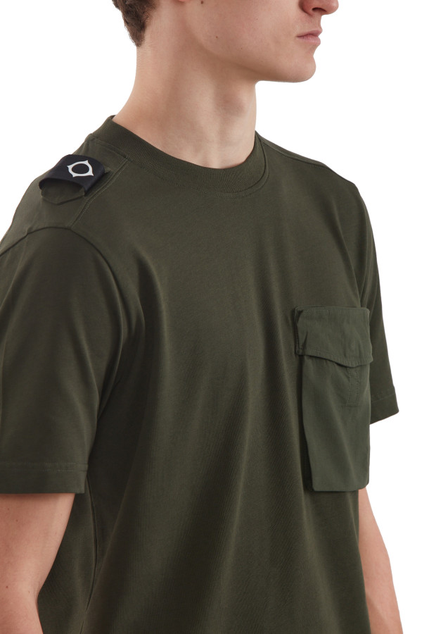 MA.STRUM Cargo Pocket Tee Oil Sick - Imagen 2