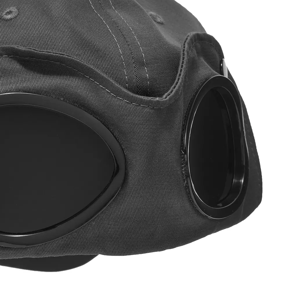 C.P. Company Gabardine Goggle Cap Black - Imagen 2