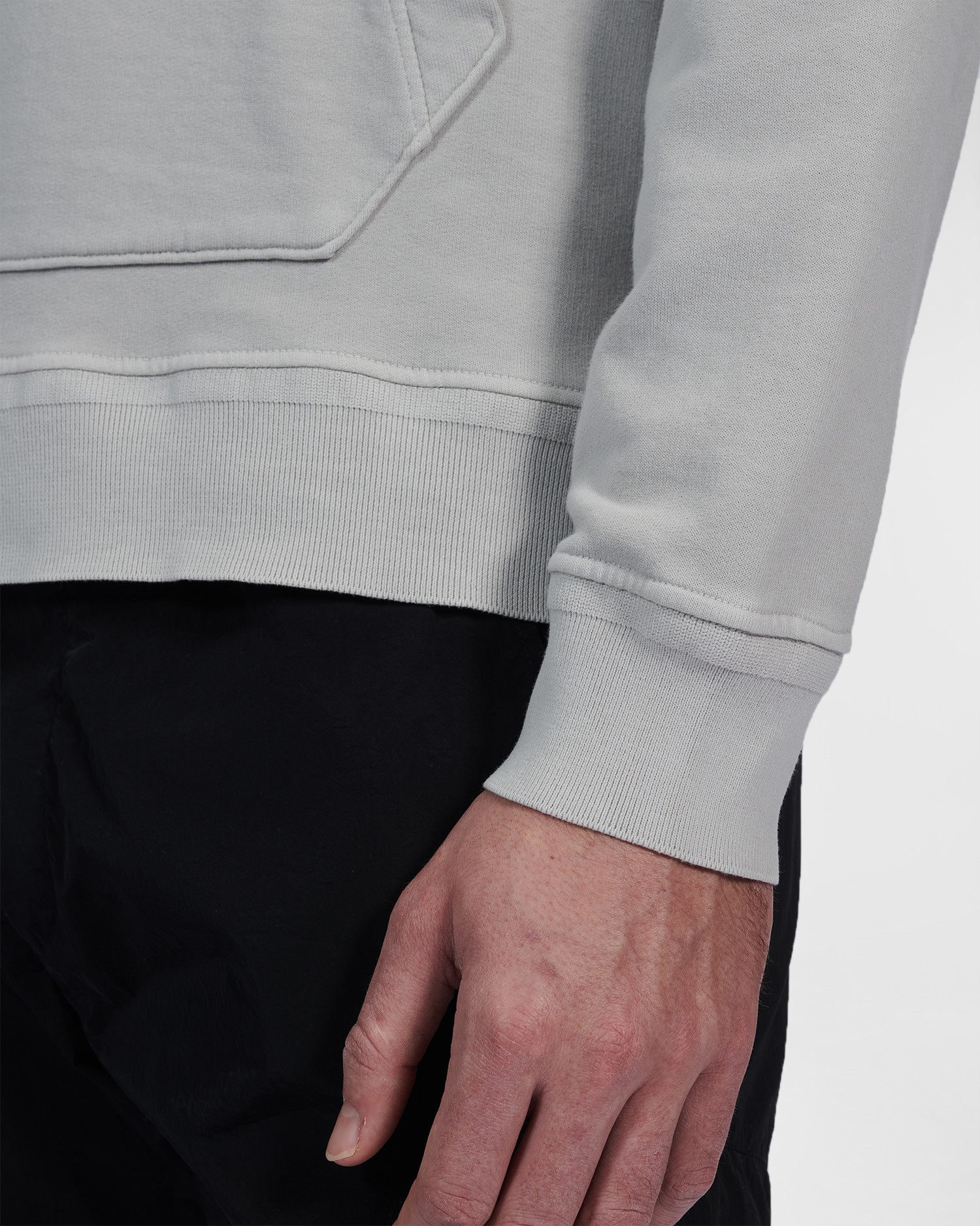 C.P. Company Cotton Fleece Hoodie Flint Grey - Imagen 6