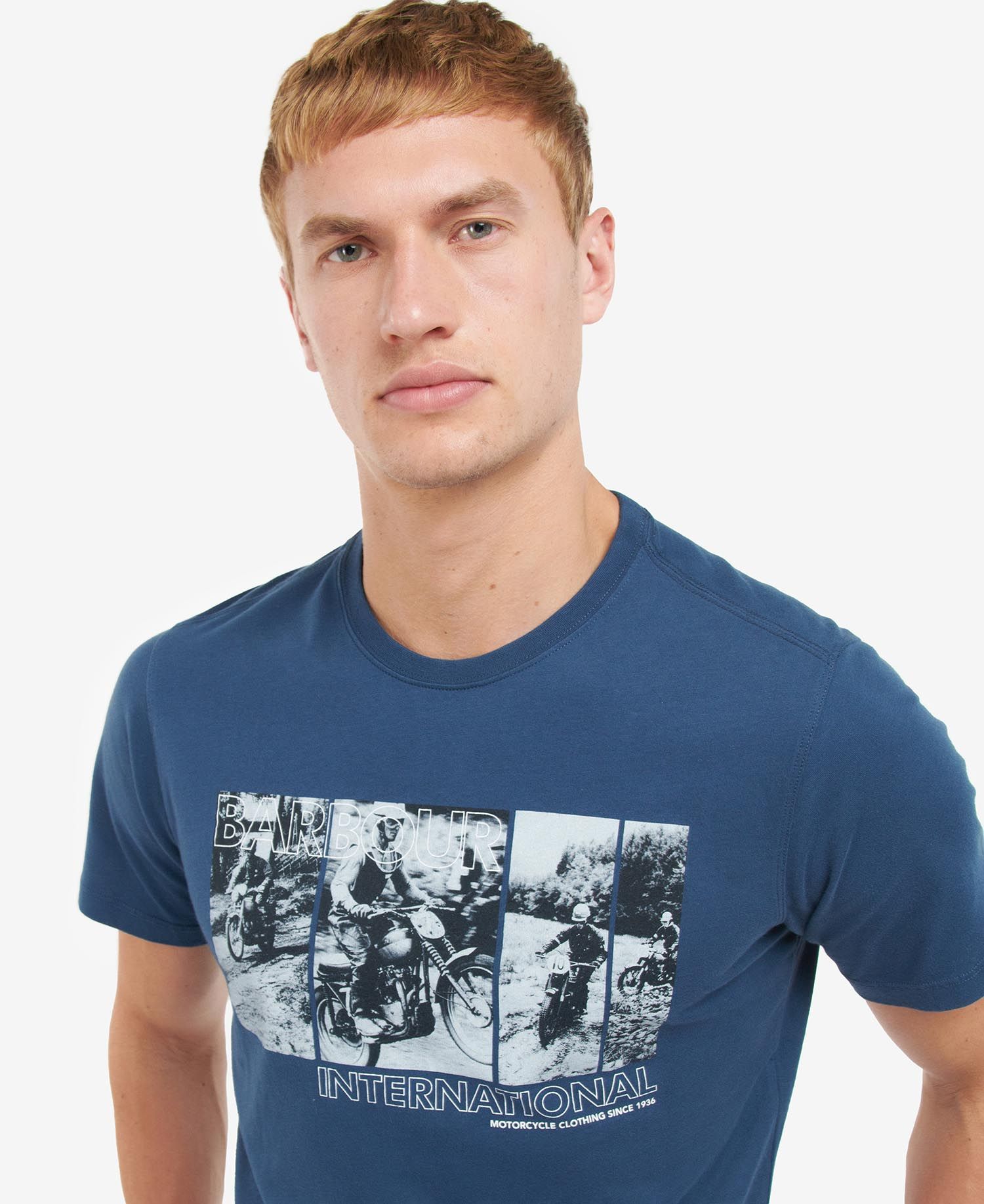 Barbour International Arter Graphic-Print T-Shirt Insignia Blue - Imagen 4