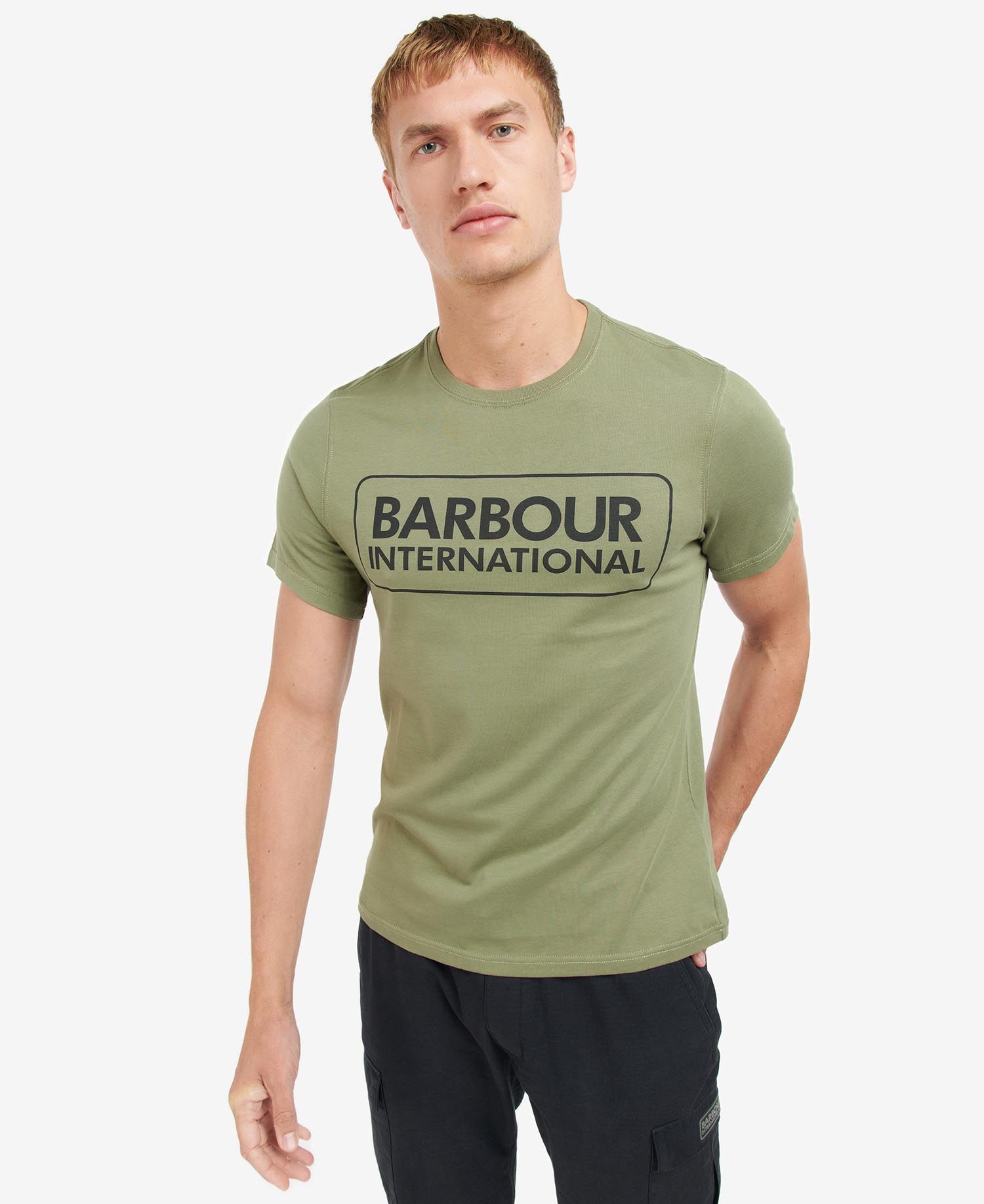 Barbour International Essential Large Logo T-Shirt Light Moss - Imagen 3