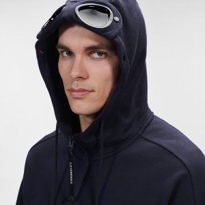 C.P. Company Diagonal Raised Fleece Goggle Hoodie Total Eclipse Blue - Imagen 3