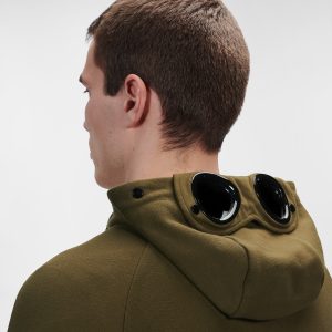 C.P. Company Diagonal Raised Fleece Goggle Hoodie Ivy Green - Imagen 3