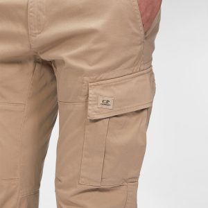 C.P. Company Stretch Sateen Cargo Pants Cobblestone Brown - Imagen 5