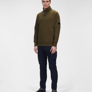 C.P. Company Diagonal Raised Fleece Stand Collar Sweatshirt Ivy Green - Imagen 2