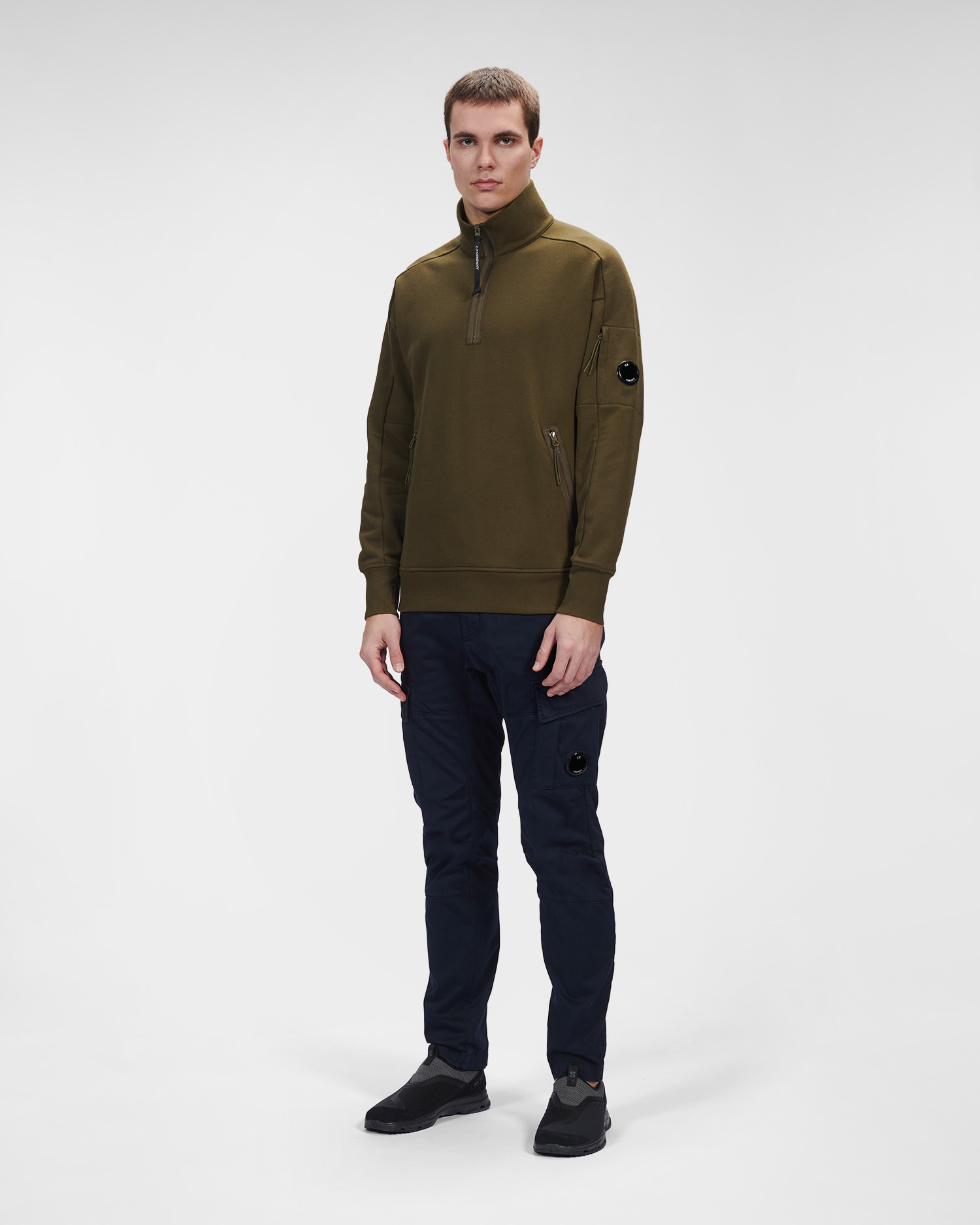 C.P. Company Diagonal Raised Fleece Stand Collar Sweatshirt Ivy Green - Imagen 2