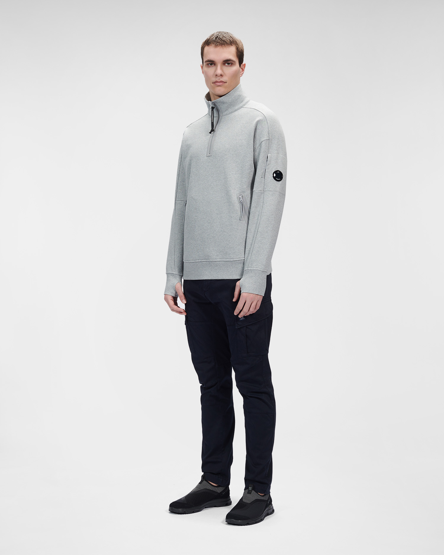 C.P. Company Diagonal Raised Fleece Stand Collar Sweatshirt Grey Melange - Imagen 2