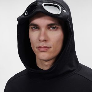 C.P. Company Diagonal Raised Fleece Goggle Hoodie Black - Imagen 6