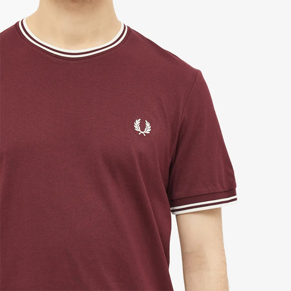 Fred Perry Twin Tipped T-Shirt Oxblood - Imagen 4