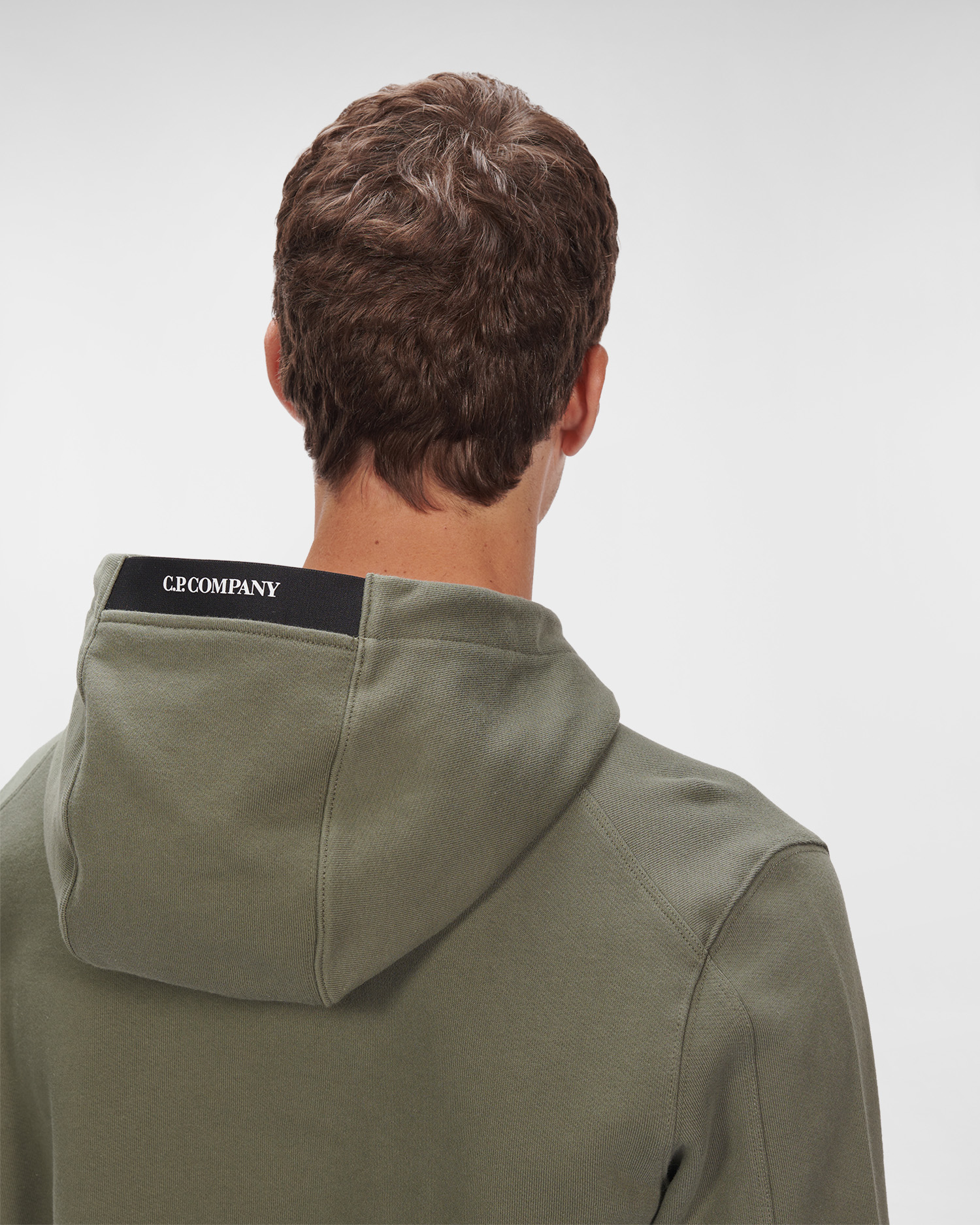 C.P. Company Diagonal Raised Fleece Pullover Hoodie Thyme Green - Imagen 6