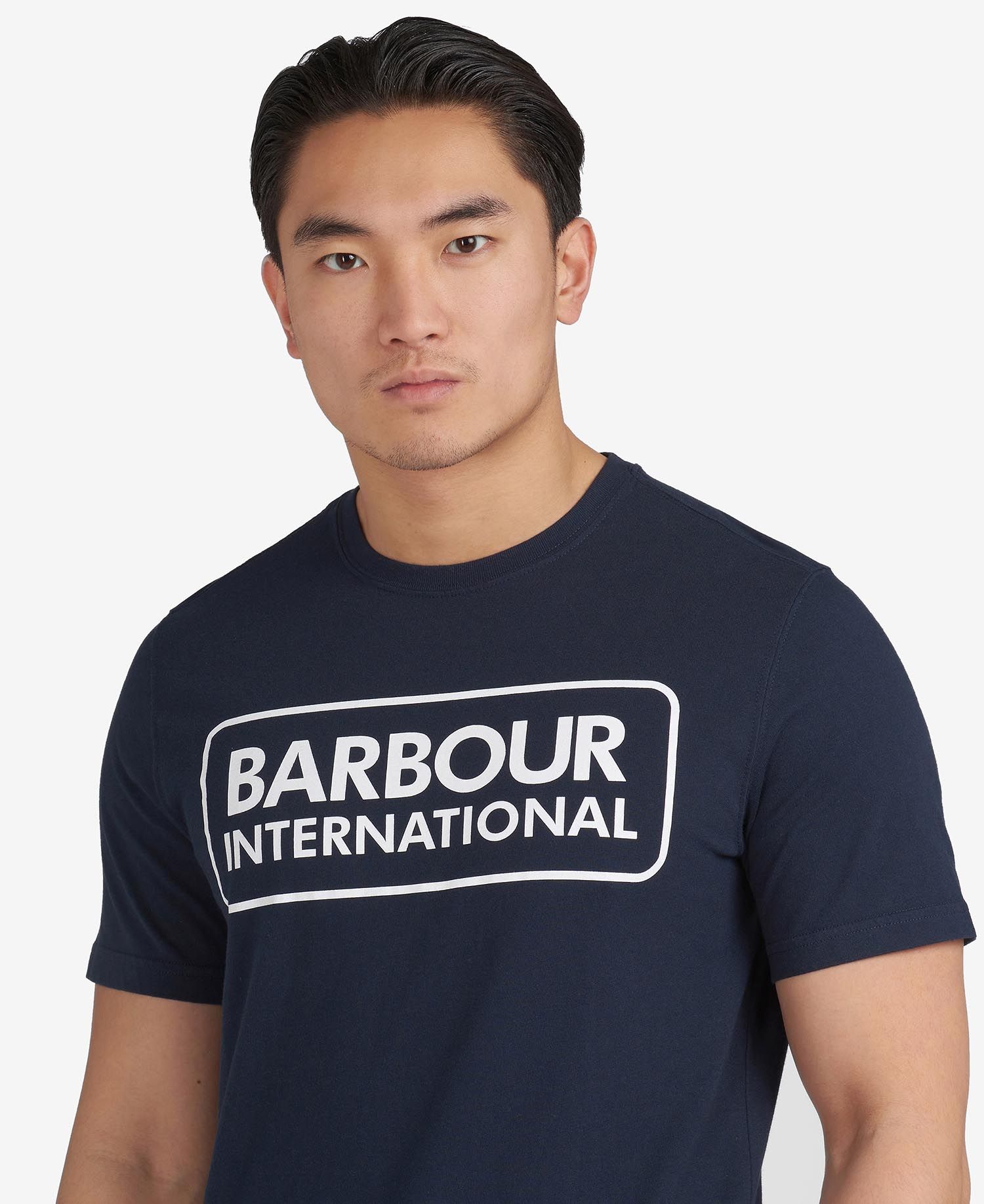 Barbour International Essential Large Logo T-Shirt Navy - Imagen 3