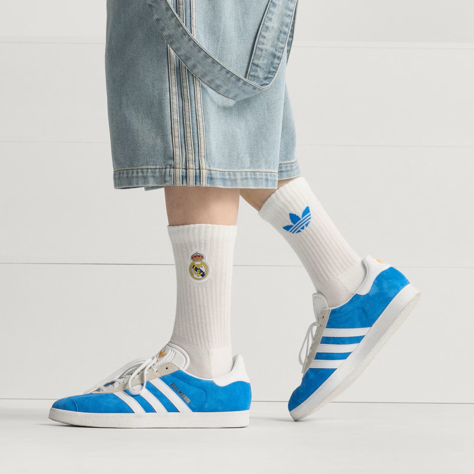 Zapatilla_Gazelle_Real_Madrid_Azul_JR4158_HM3_hover