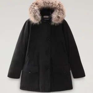 Woolrich Woman Arctic Parka in Ramar with Detachable Fur Trim Black