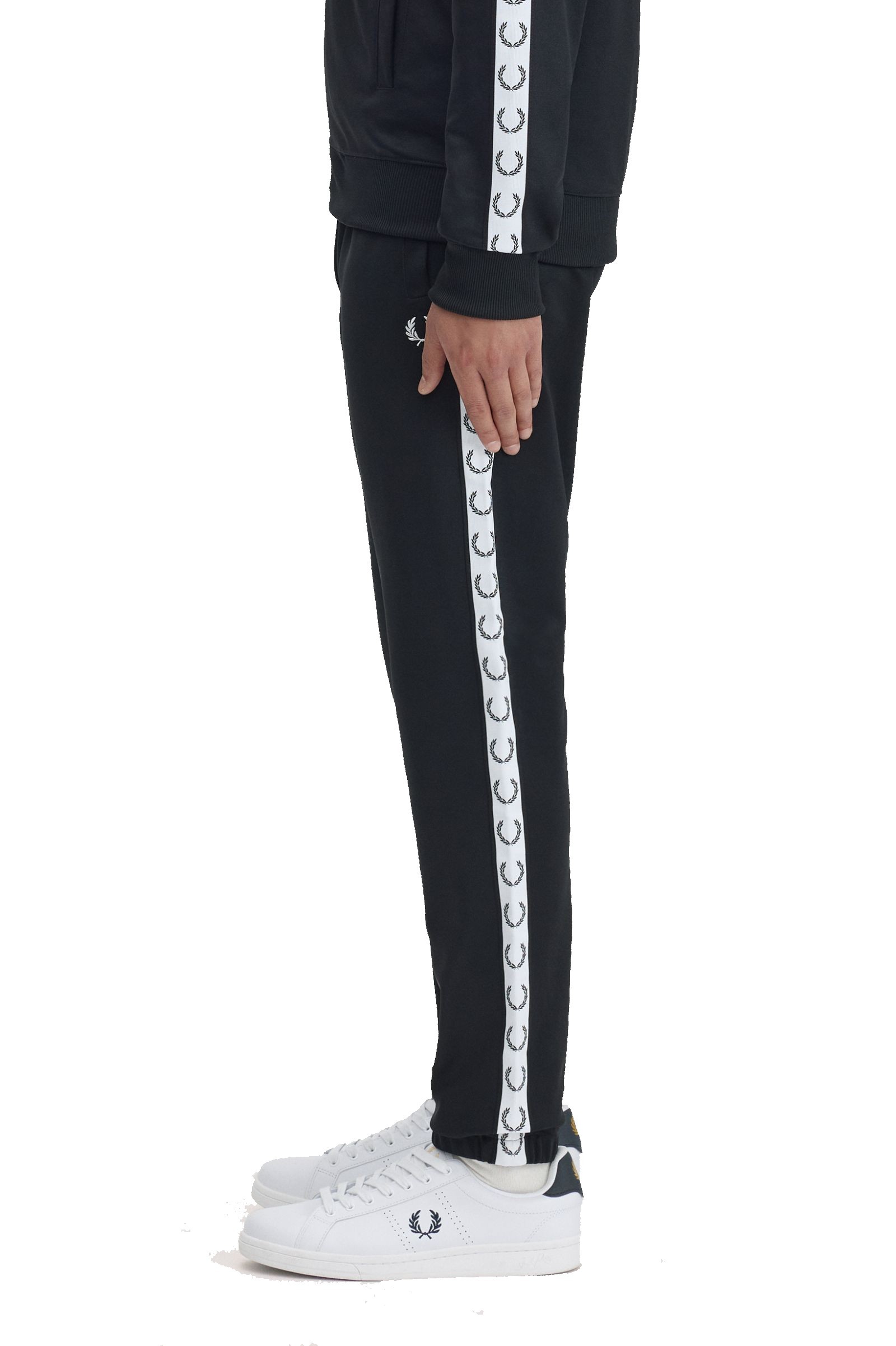 Fred Perry Taped Track Pant Black - Imagen 4