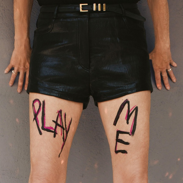 PLAY ME