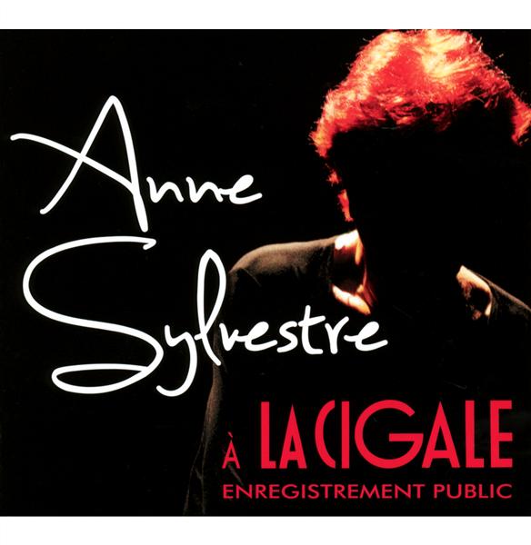 En public , à la cigale