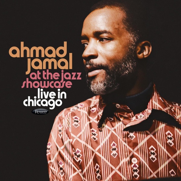 At The Jazz Showcase : Live In Chicago