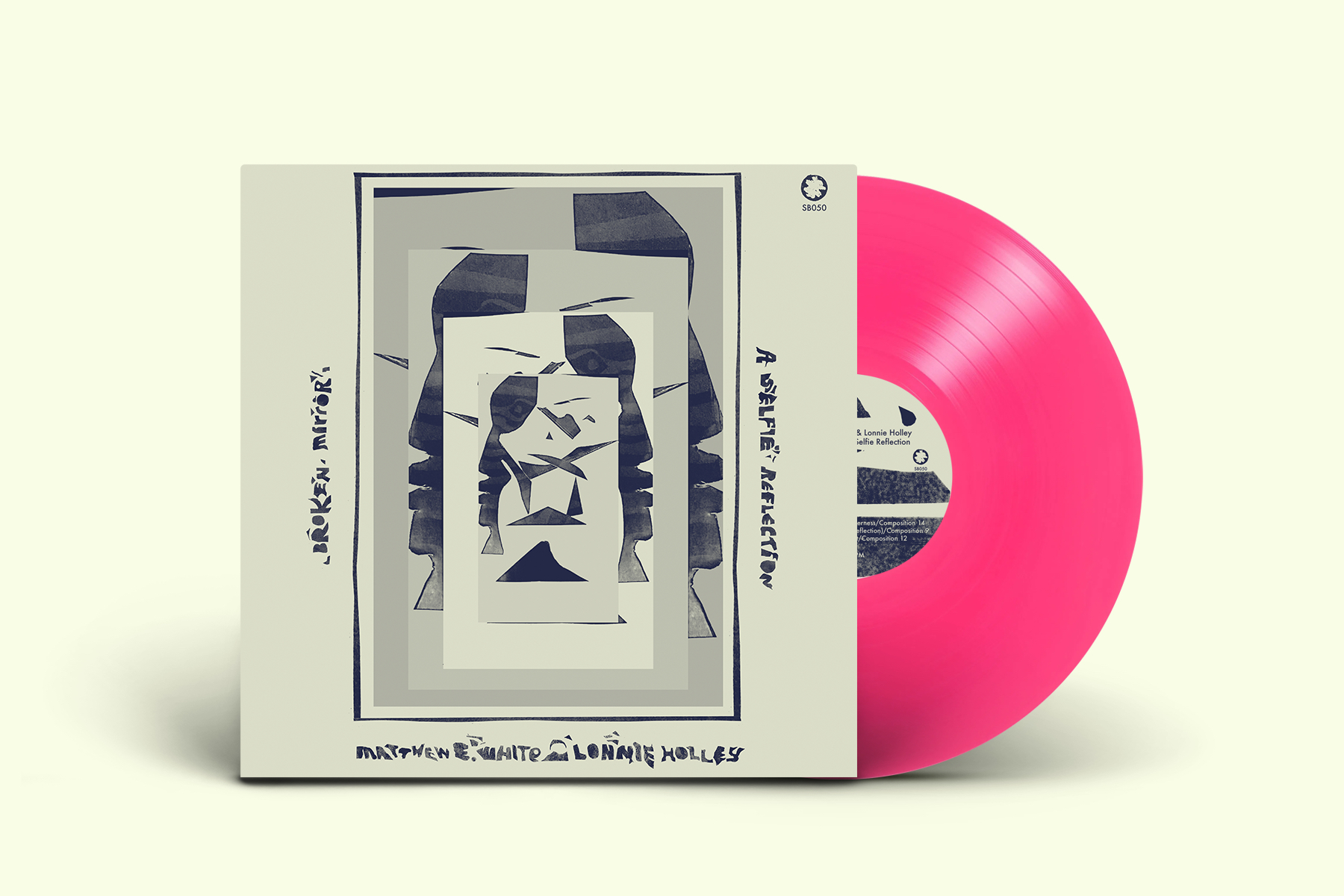 Broken Mirror: A Selfie Reflection - Vinyle Rose