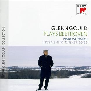 Glenn Gould plays Beethoven