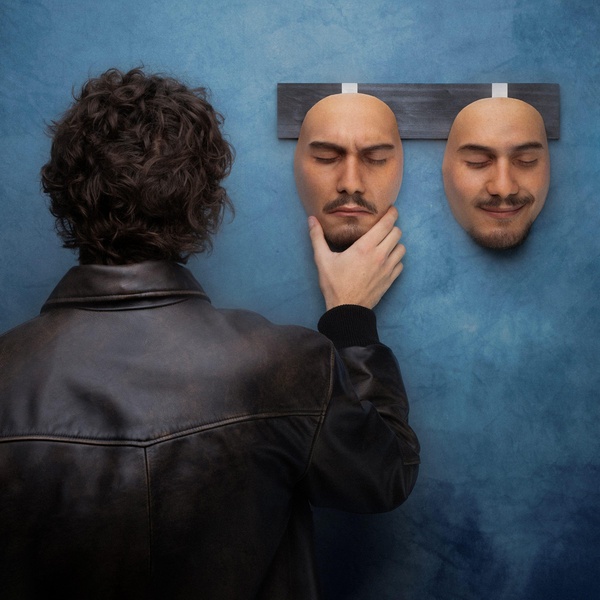 Masques / Édition triste