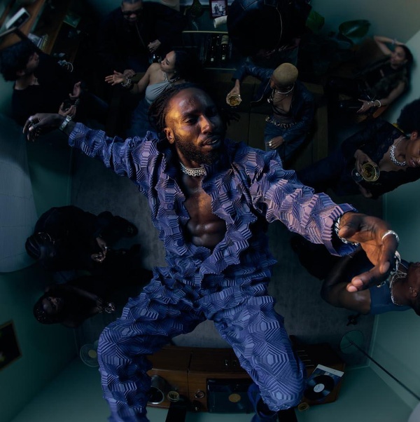 DON'T LOOK DOWN