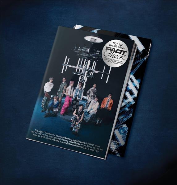 The 5th Album 'Fact Check' - Photobook version