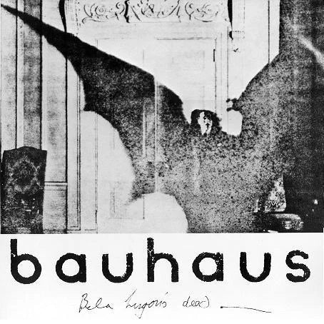 Pochette album horreur : single Bela Lugosi's Dead de Bauhaus (1979), image du film muet The Sorrows of Satan
